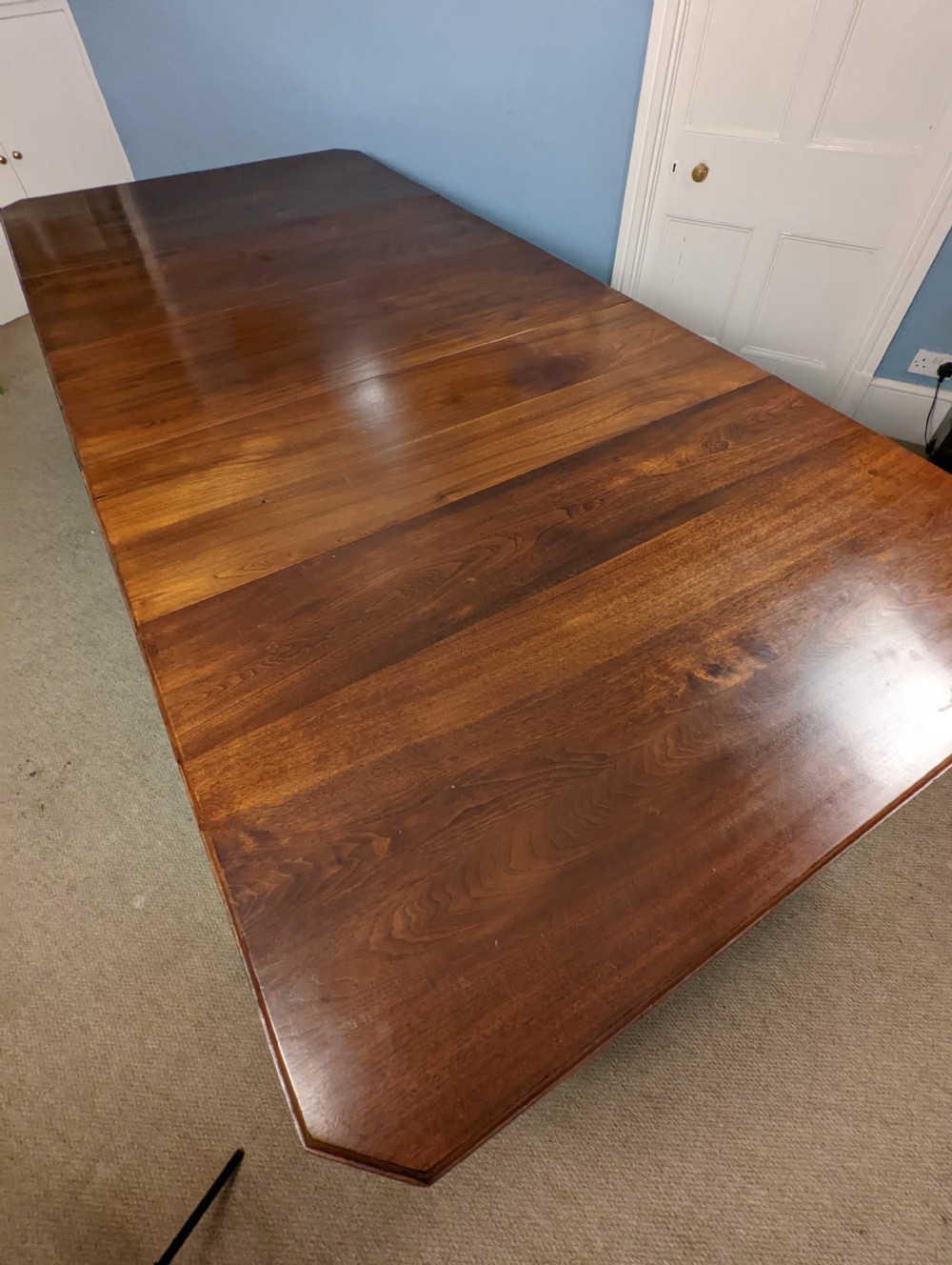 Late Victorian, 12 seater, extending dining table. View X