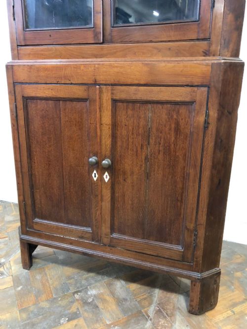 fig 1. 19th Century Welsh Oak Corner Cupboard