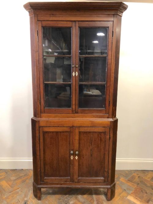 19th Century Welsh Oak Corner Cupboard
