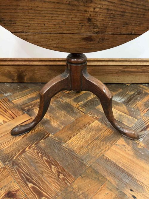 fig 1. Antique Georgian Oak Tilt Top Table