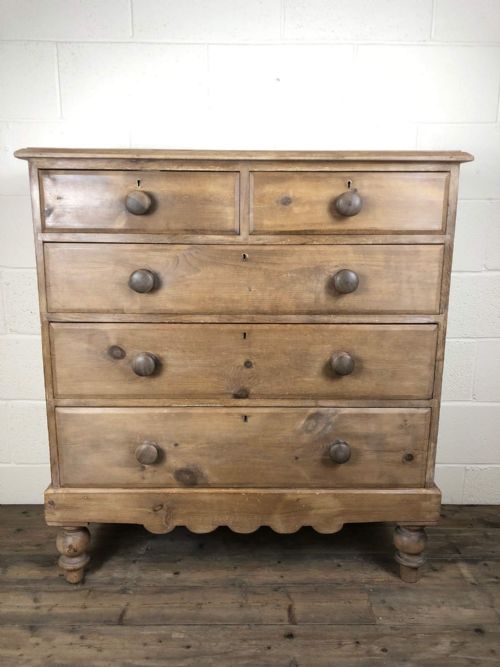 Antique Pine Chest of Drawers