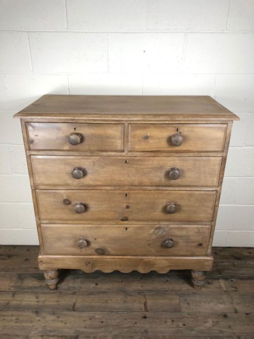 fig 1. Antique Pine Chest of Drawers