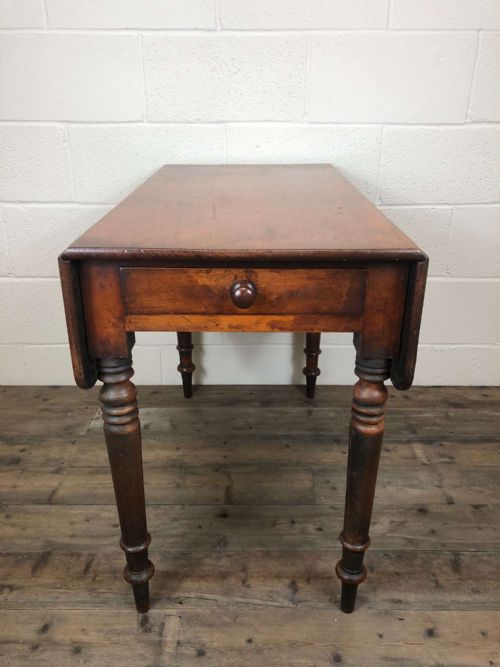 Victorian Mahogany Pembroke Table