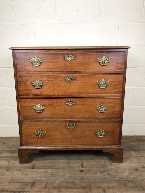 Mahogany George III Chest of Drawers