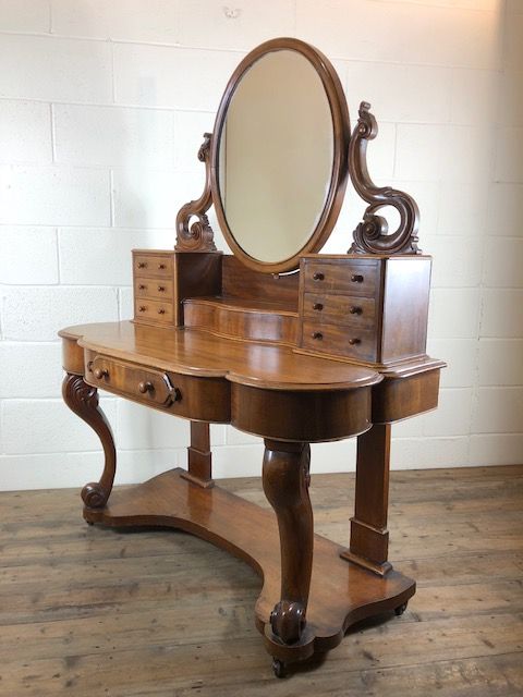 fig 1. Victorian Mahogany Duchess Dressing Table
