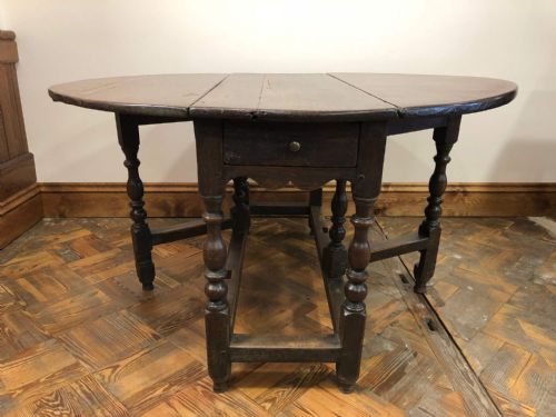 fig 1. Early Georgian Welsh Oak Gateleg Table