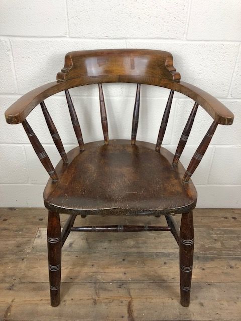 fig 1. Antique Ash and Elm Captain’s Chair