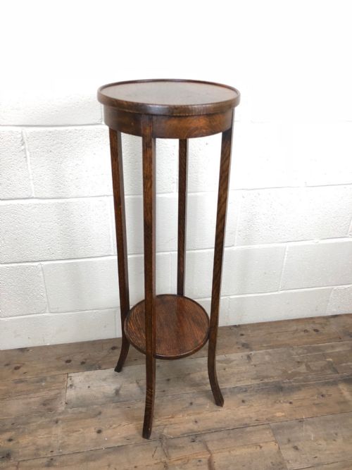 Early 20th Century Circular Top Oak Jardiniere Plant Stand