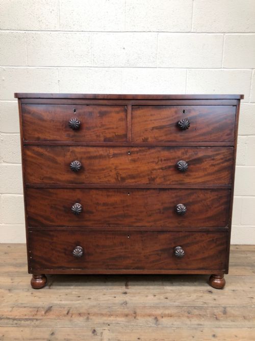 Victorian Mahogany Chest of Drawers