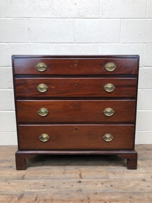 19th Century Straight Front Mahogany Chest of Drawers
