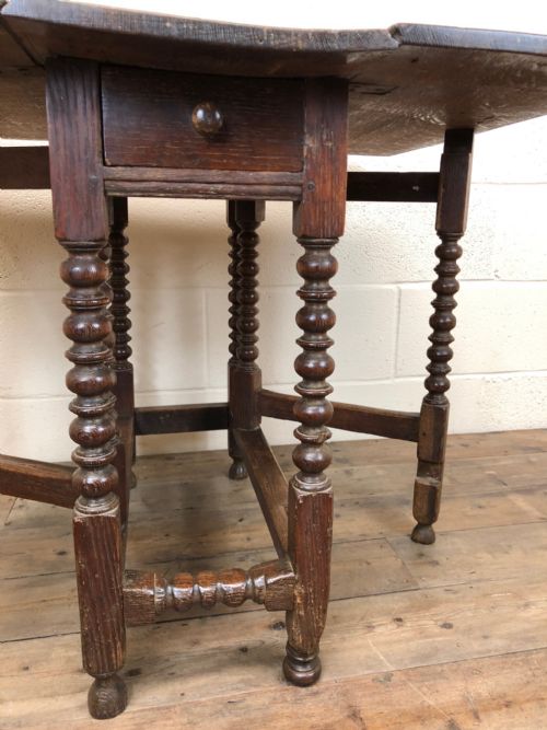 fig 1. 18th Century Small Oak Drop Leaf Gate Leg Table
