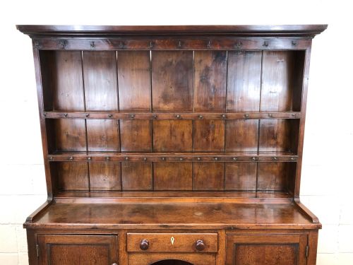 fig 2. 19th Century Welsh Oak Farmhouse Dresser