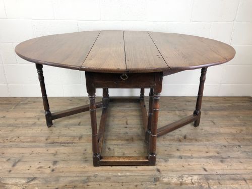 18th Century Welsh Oak Gate Leg Table