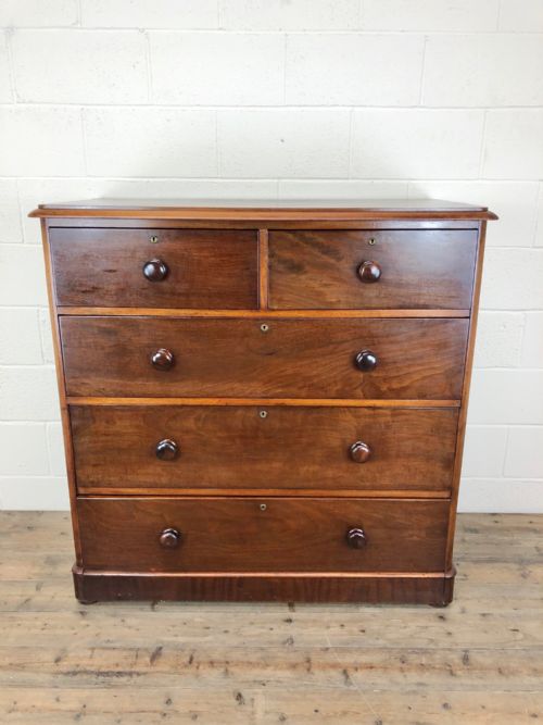 Large Victorian Mahogany Chest of Drawers