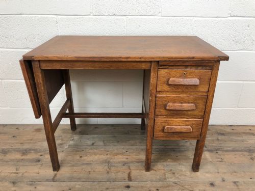 fig 1. Small Early 20th Century Antique Oak Desk