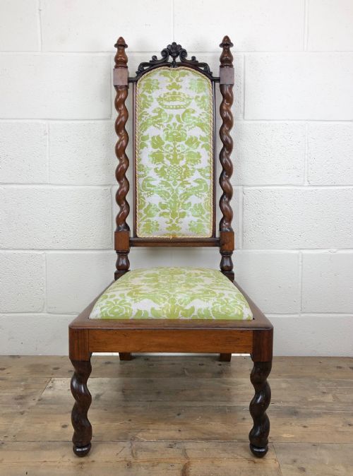 Antique Victorian Mahogany and Rosewood Decorative Hall Chair