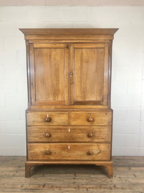 Early 19th Century Welsh Oak Linen Press Cupboard