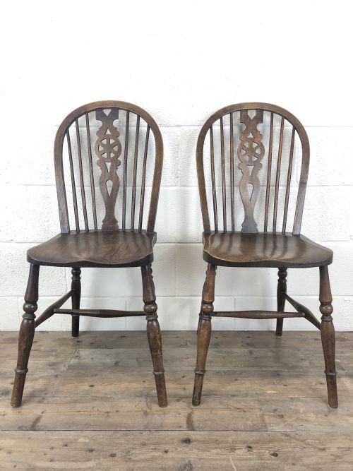 Pair of Antique Ash and Elm Wheelback Farmhouse Chairs