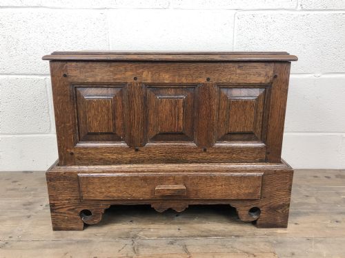 18th Century Style Welsh Oak Coffer Bach