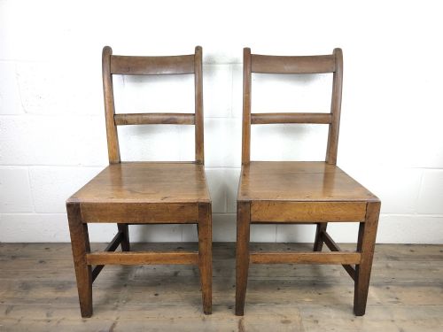 Pair of 19th Century Welsh Oak Bar Back Farmhouse Chairs