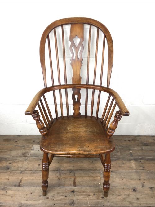 fig 1. Late Victorian Ash and Elm Windsor Armchair