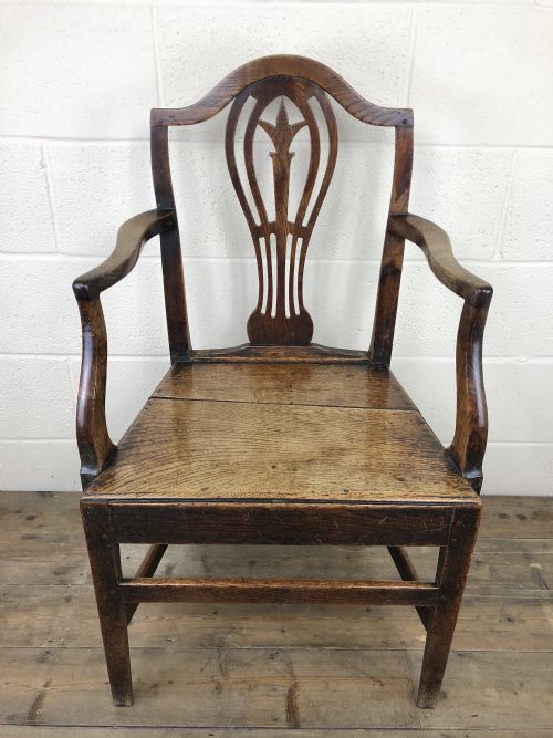 fig 1. Antique 19th Century Welsh Oak Farmhouse Armchair 
