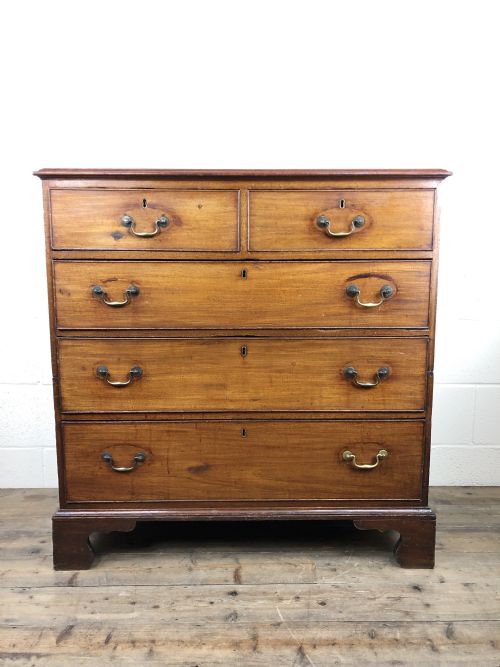 Georgian Mahogany Chest of Drawers
