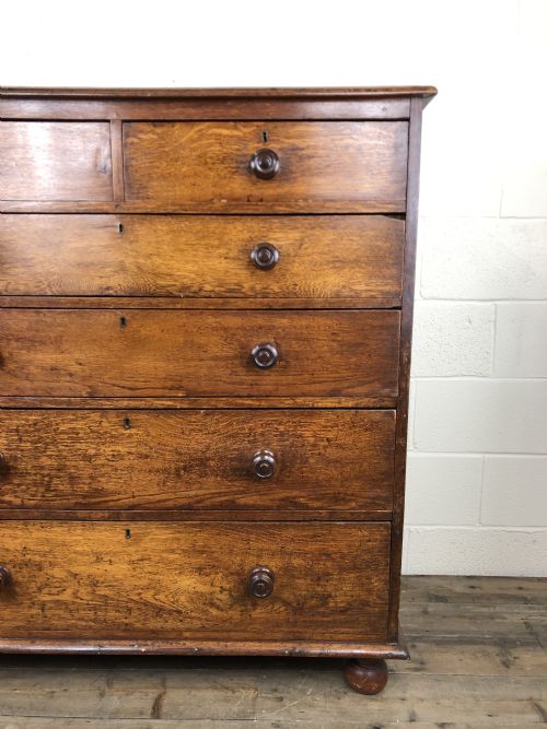 fig 1. Large 19th Century Oak Chest of Drawers