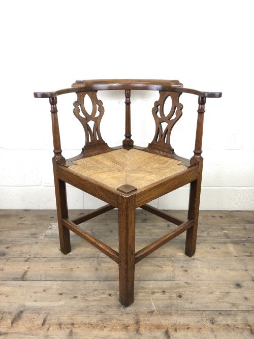Antique 19th Century Oak Corner Chair with Rush Seat