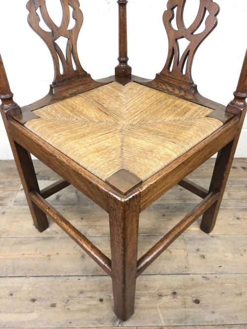 fig 1. Antique 19th Century Oak Corner Chair with Rush Seat