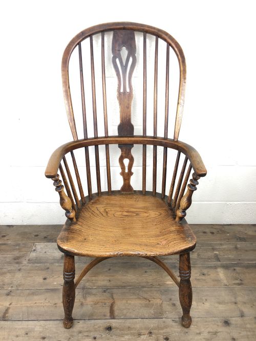 19th Century Elm Hoop and Stick Back Windsor Armchair