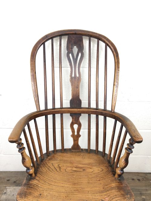 fig 1. 19th Century Elm Hoop and Stick Back Windsor Armchair