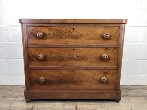 fig 1. Victorian Mahogany Chest of Three Drawers