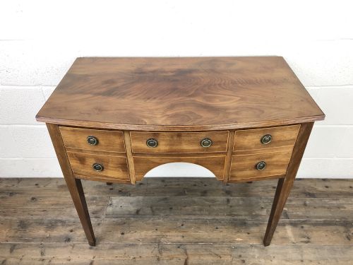 fig 1. Georgian Mahogany Bow Front Side Table