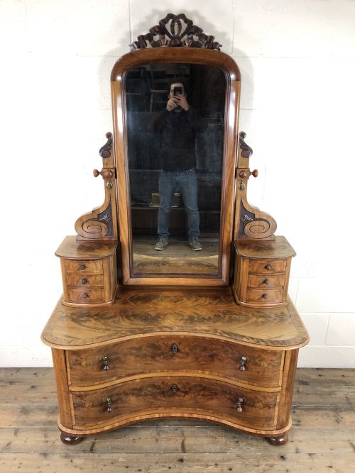 fig 1. Antique 19th Century Concave Mahogany Dressing Table 
