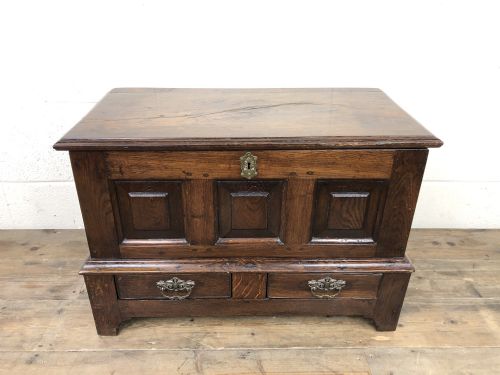 Antique Welsh Oak Coffer Bach