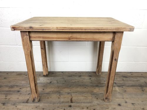 fig 1. Early 20th Century Antique Pine Kitchen Table