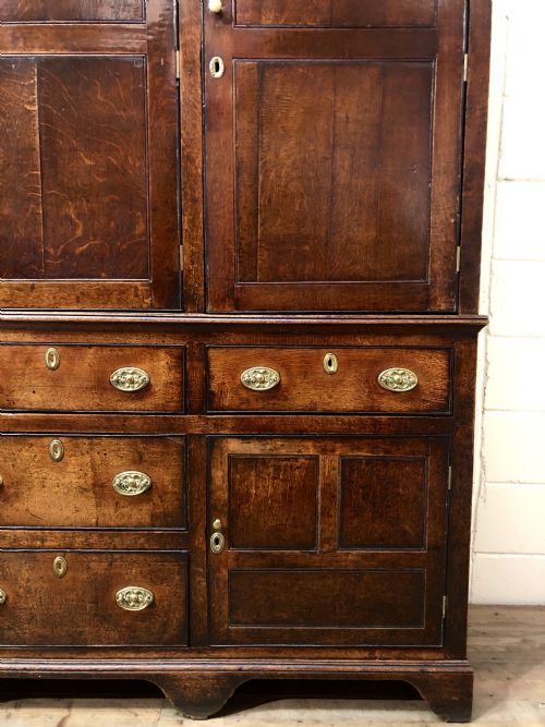 fig 1. Late 18th Century Welsh Oak Cupboard