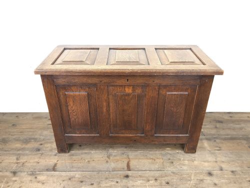 Early 20th Century Antique Oak Coffer