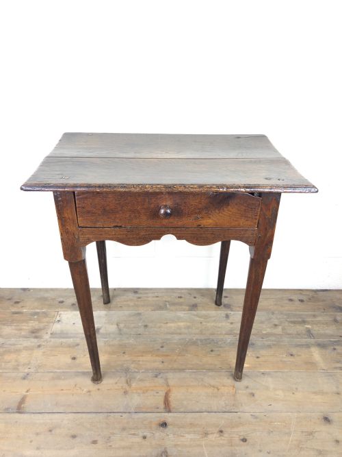 fig 1. Georgian Oak Single Drawer Side Table