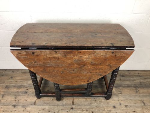 fig 1. Early 18th Century Yew & Fruitwood Gate Leg Table