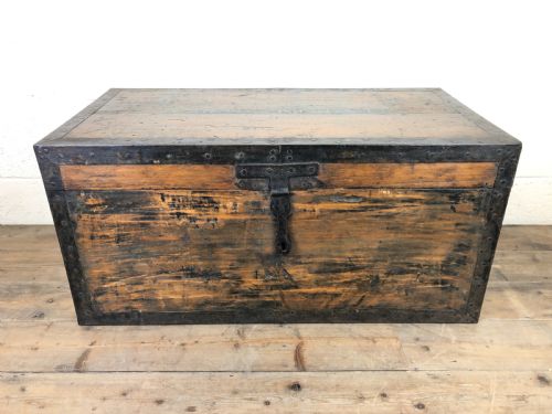 Wooden Metal Bound Travel Trunk – Charles Kingston