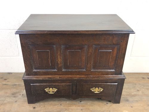 fig 1. Antique Oak Welsh Coffer Bach