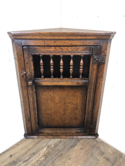 fig 1. Small Oak Wall Hanging Corner Cupboard