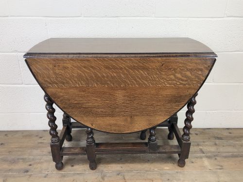 fig 1. Early 20th Century Antique Oak Gate Leg Table