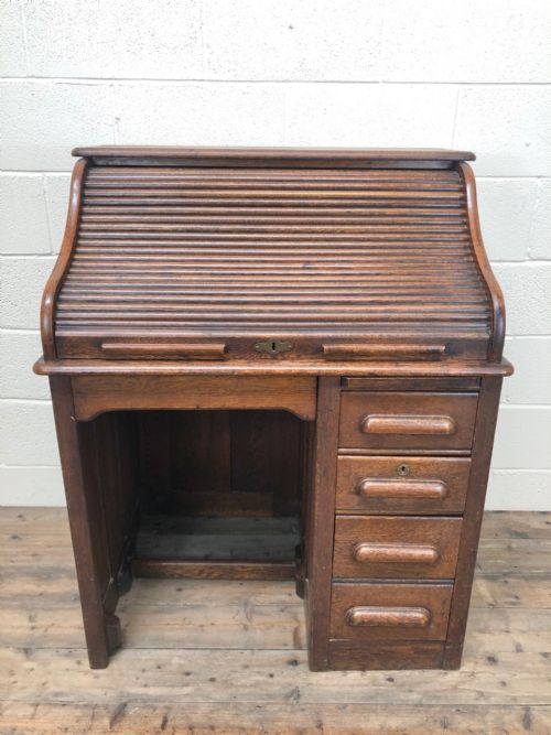 fig 2. Antique Early 20th Century Oak Roll Top Desk