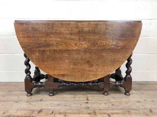 fig 1. 18th Century Welsh Oak Gate Leg Table