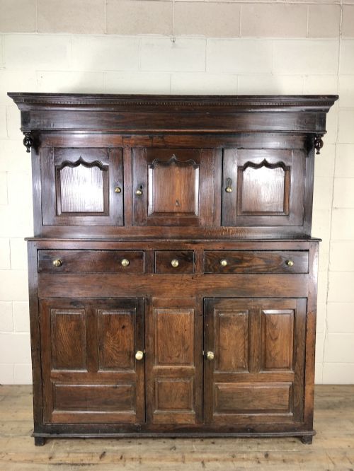 fig 2. 18th Century Welsh Oak Deuddarn Cupboard