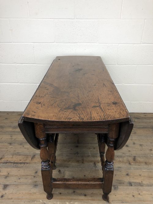 fig 1. 18th Century Oak Gate Leg Table