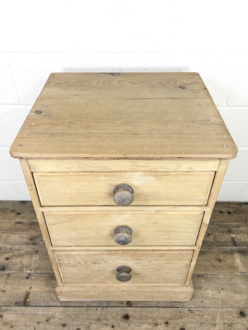fig 1. Rustic Pine Three Drawer Pedestal Chest